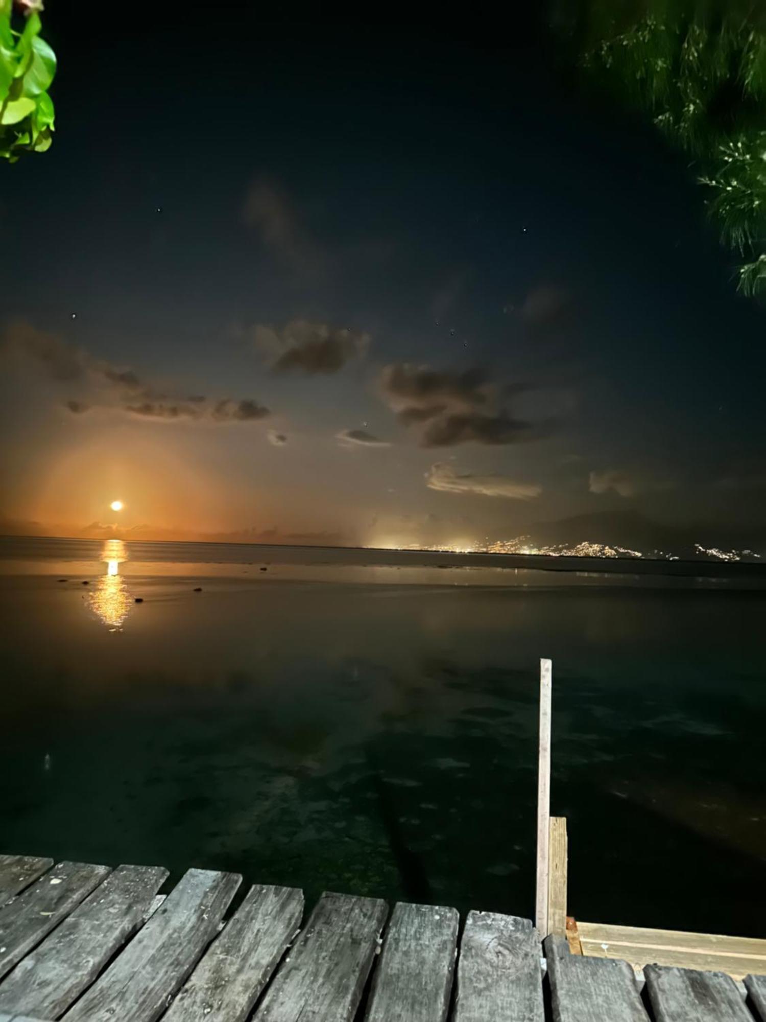 Teraupoo Lodge Maison Afareaitu المظهر الخارجي الصورة