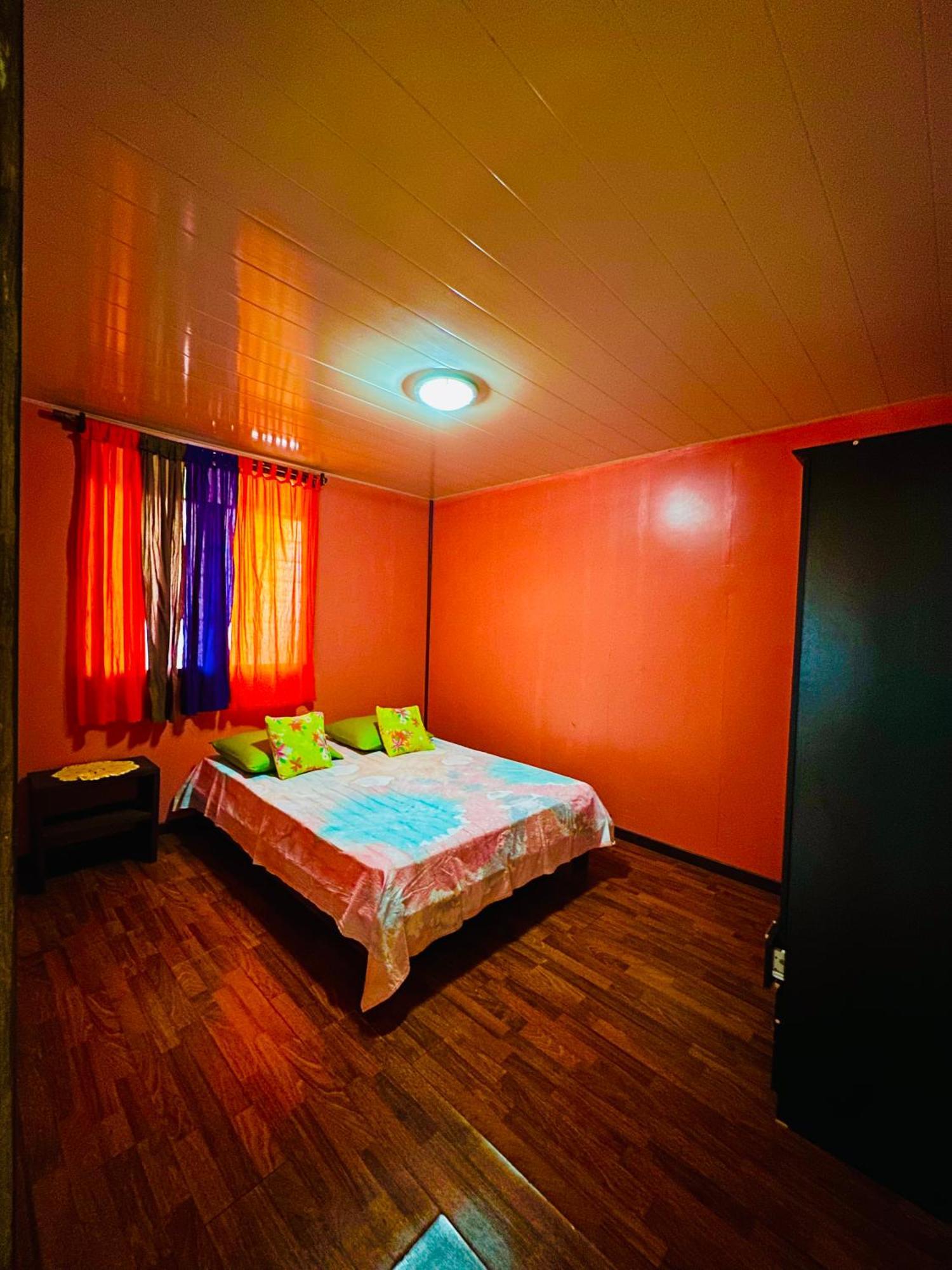 Teraupoo Lodge Maison Afareaitu المظهر الخارجي الصورة